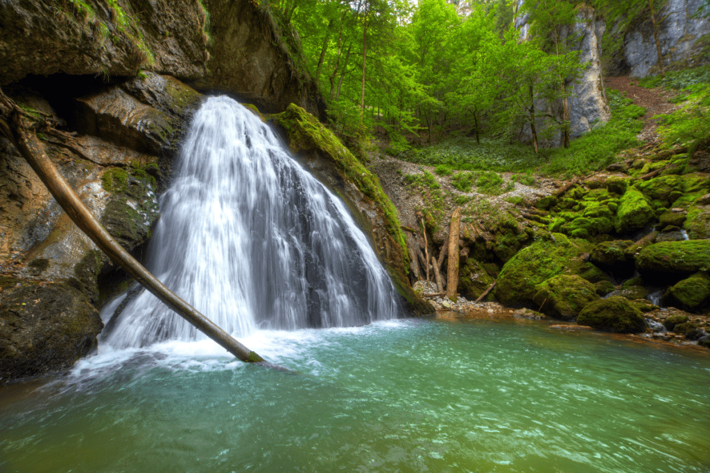 Evantai waterfall