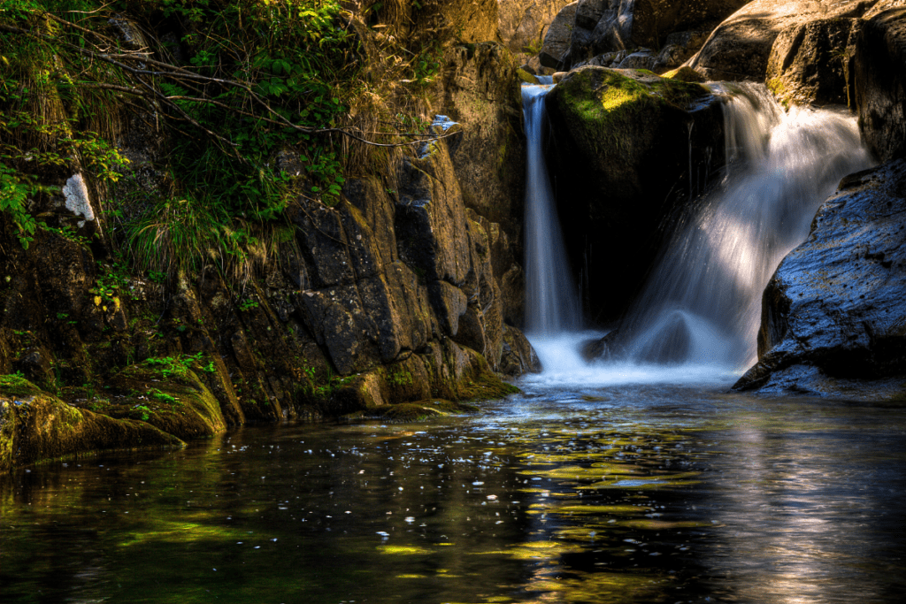 Lolaia waterfall