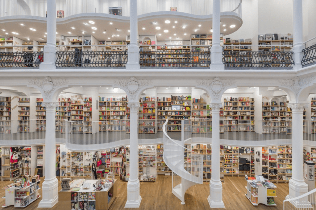 Carturesti Carusel bookstore